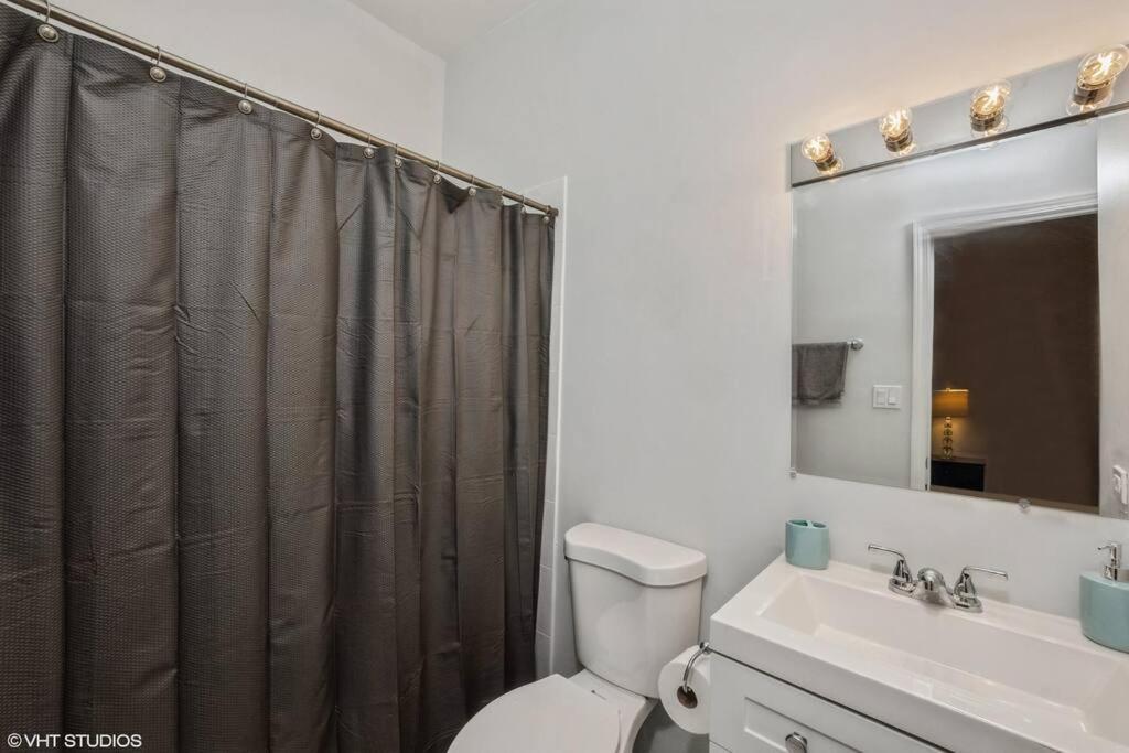 2-Bed 2-Bath Apt - Close To Uc W/ Free Parking Chicago Exteriér fotografie